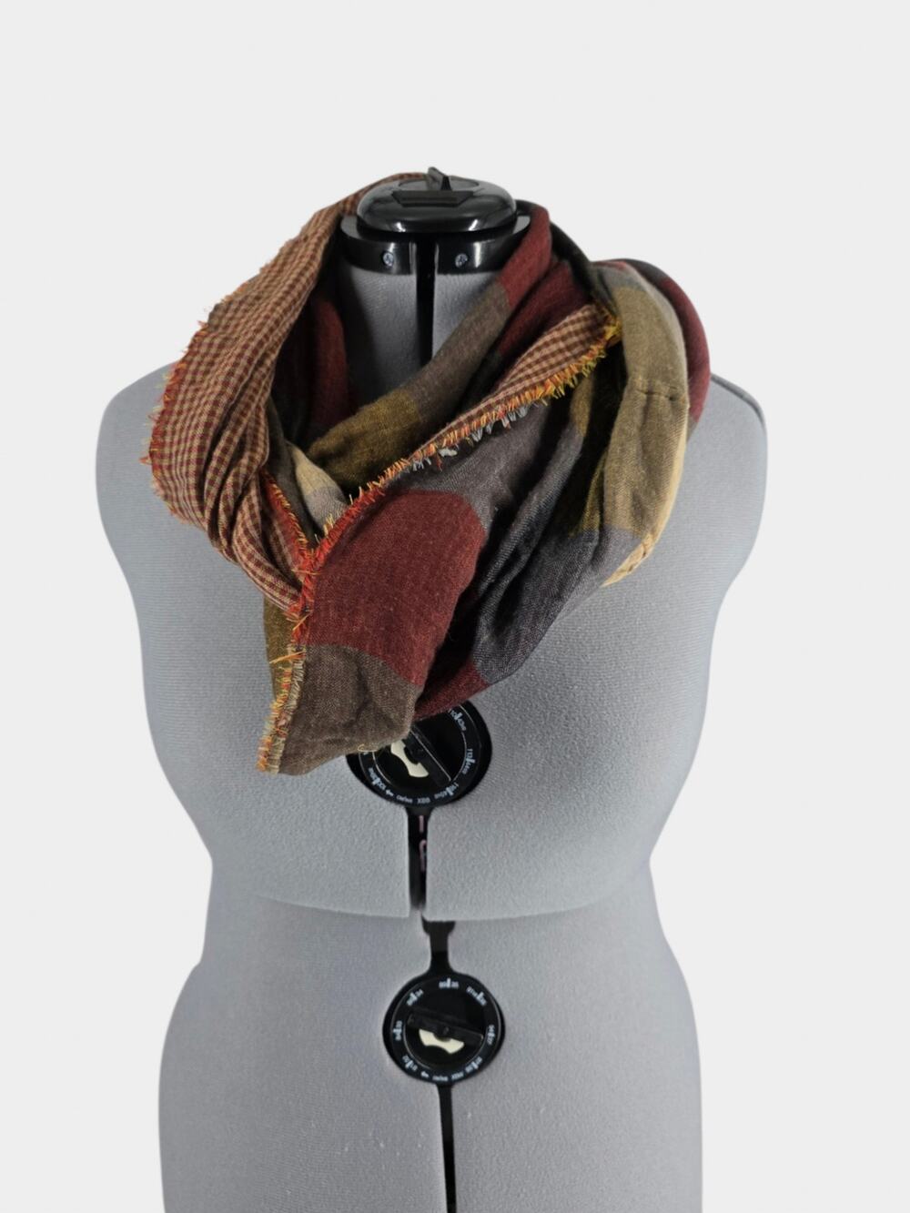 Simonetta Infinity Scarf Women's Boho Plaid Acrylic Cozy Fall
